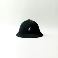 01 BLACK
