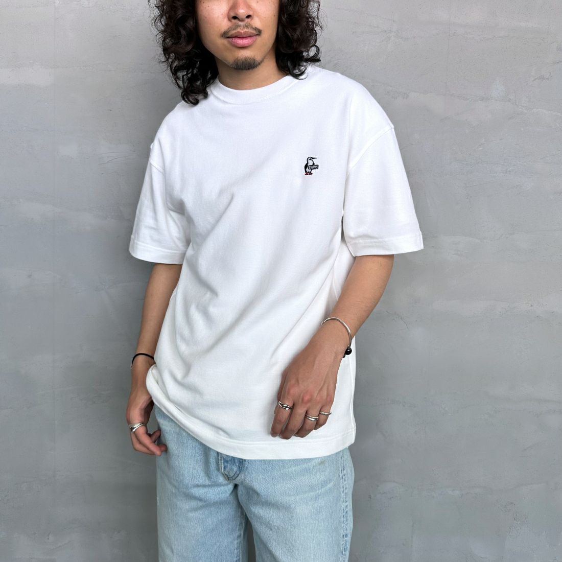 CHUMS [チャムス] ブービーロゴ刺繍 オーバーサイズ鹿の子Tシャツ [CH02-1186] W001 WHITE &&モデル身長：173cm 着用サイズ：M&&