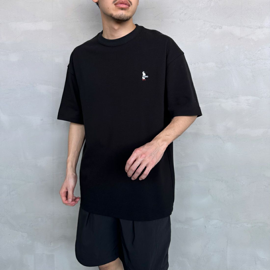 CHUMS [チャムス] ブービーロゴ刺繍 オーバーサイズ鹿の子Tシャツ [CH02-1186] K001 BLACK &&モデル身長：168cm 着用サイズ：L&&