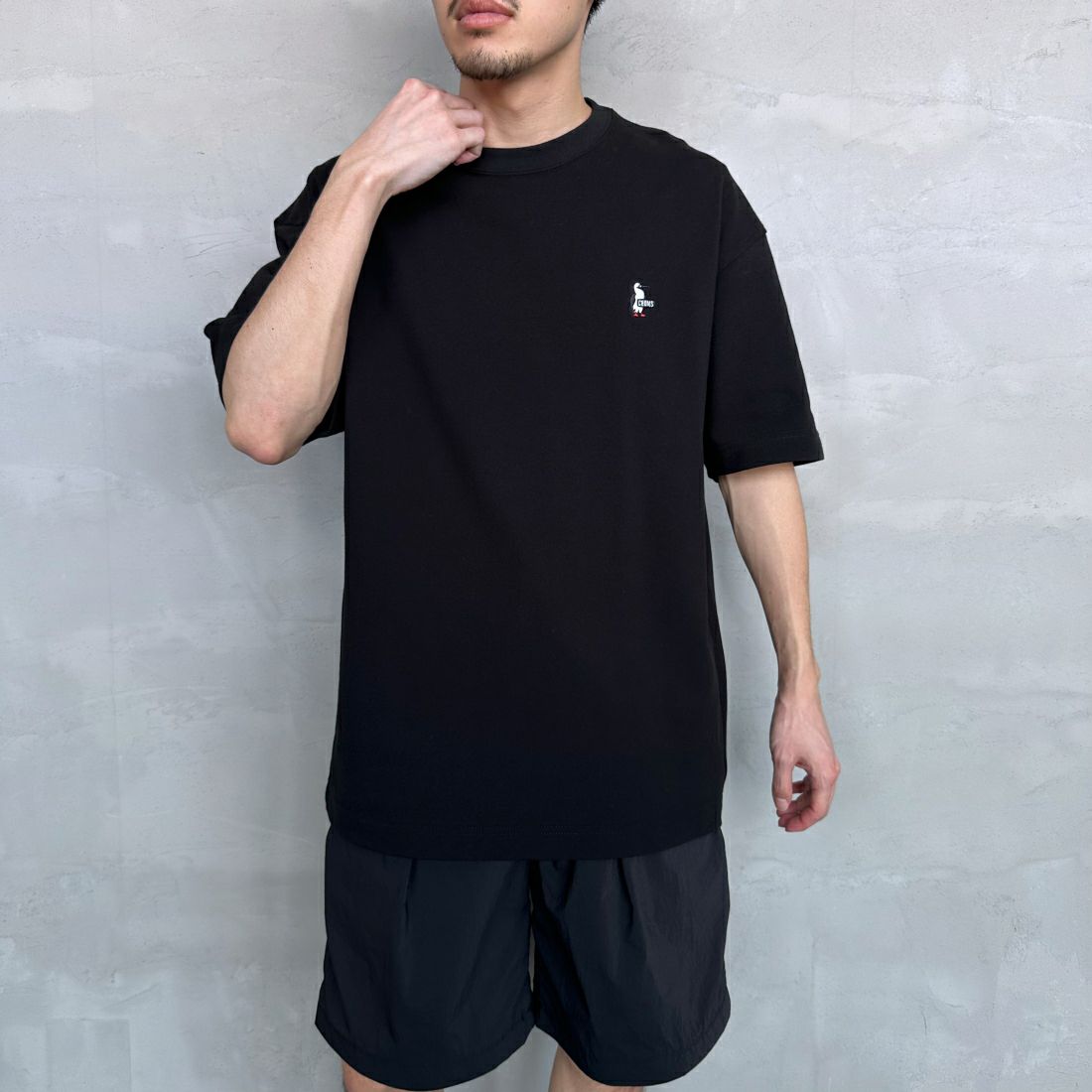 CHUMS [チャムス] ブービーロゴ刺繍 オーバーサイズ鹿の子Tシャツ [CH02-1186] K001 BLACK &&モデル身長：168cm 着用サイズ：L&&