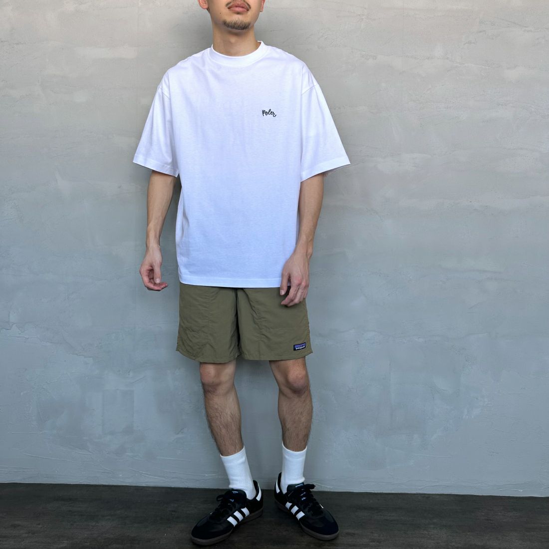 POLeR [ポーラー] 別注 POPPY フラワーバックプリント ショートスリーブTシャツ [249MCV0010-JF] WHITE &&モデル身長：168cm 着用サイズ：M&&