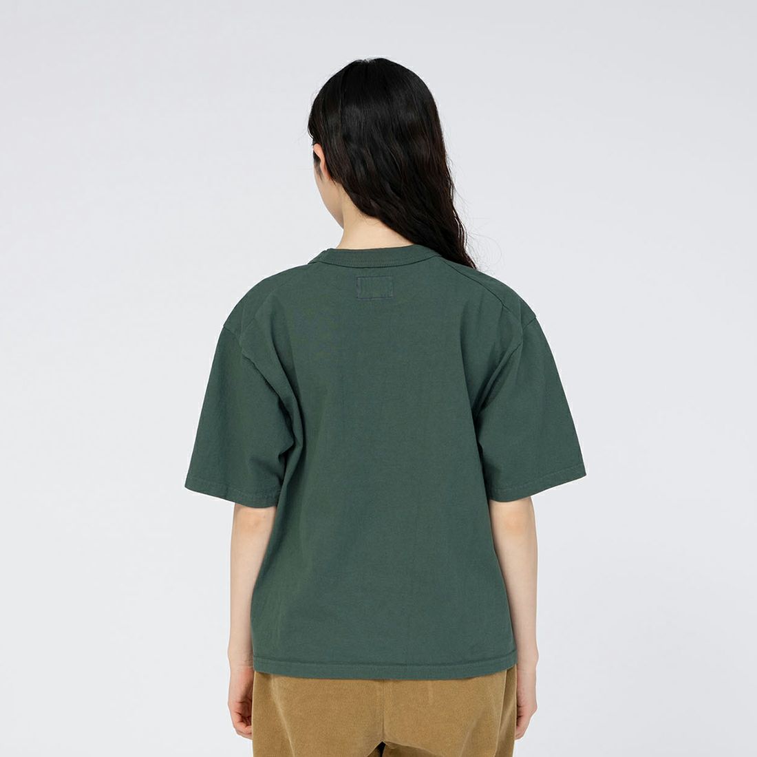 THE NORTH FACE PURPLE LABEL [ザ ノースフェイス パープルレーベル] 7OZ ポケットTシャツ [NT3366N] SW SR/OW &&モデル身長：162cm 着用サイズ：WS&&