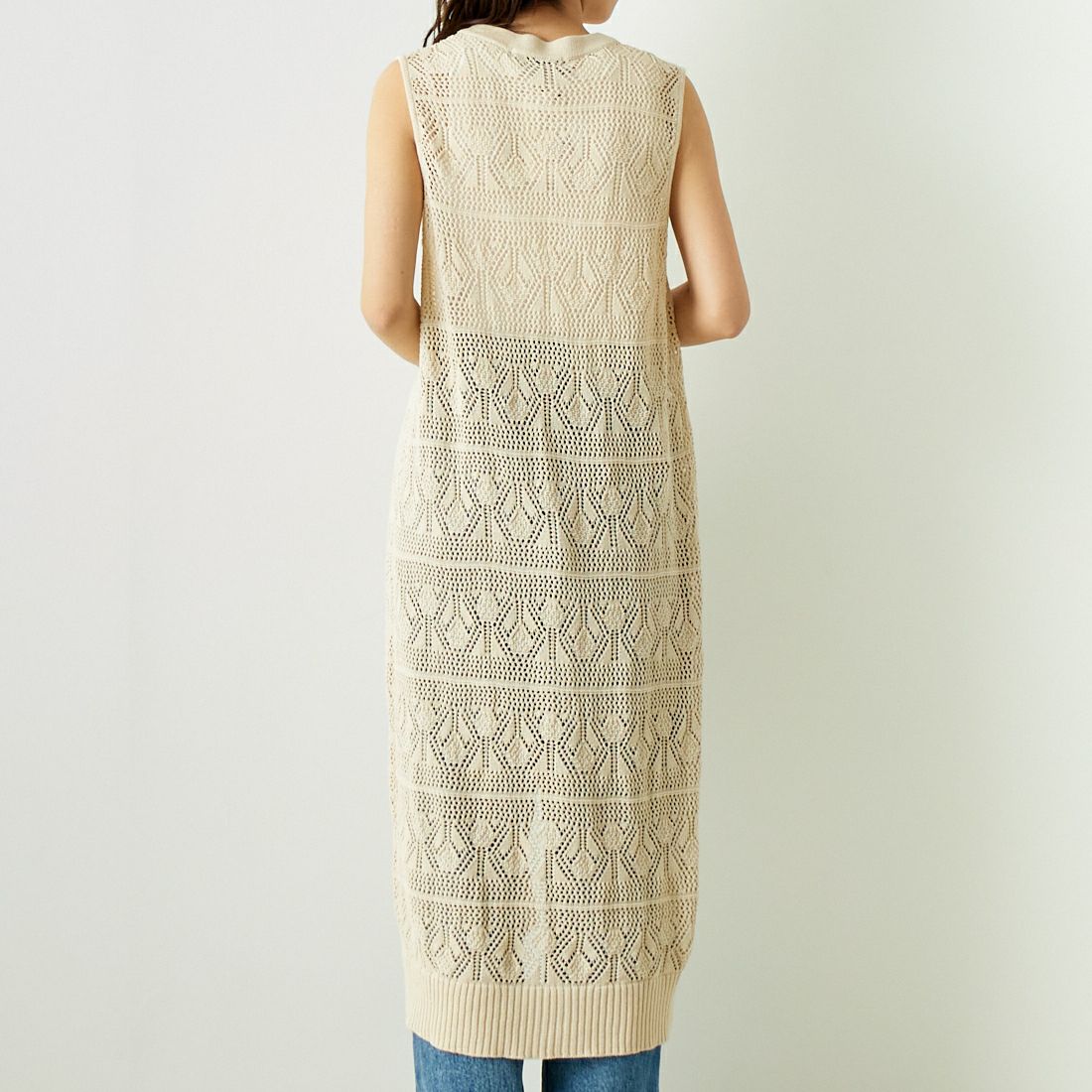 ALLUMER [アリュメール] コットンリネンVネックメッシュロングジレ [8248702] 950 IVORY &&モデル身長：167cm 着用サイズ：1&&