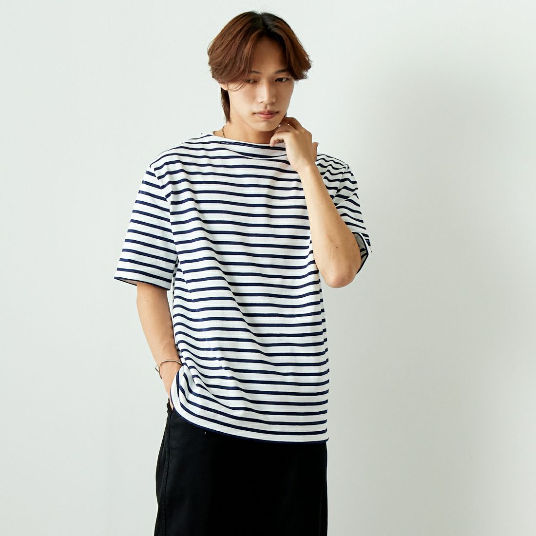 ST.JAMES [セントジェームス] 定番バスクTシャツ [03JC1325-1] NEI/MAR&&モデル身長：179cm 着用サイズ：6&&