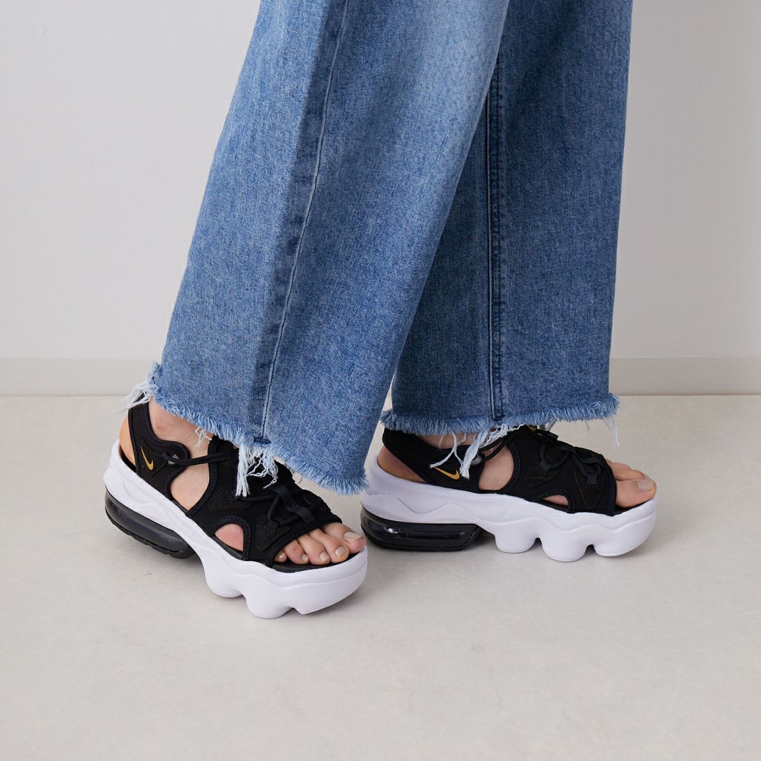 NIKE [ナイキ] エアマックス ココサンダル [CI8798] 002 ﾌﾞﾗｯｸ