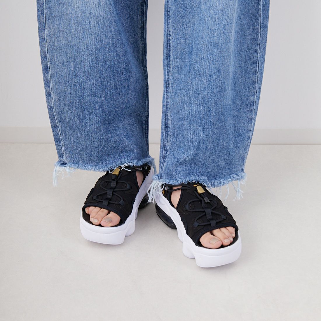 NIKE [ナイキ] エアマックス ココサンダル [CI8798] 002 ﾌﾞﾗｯｸ