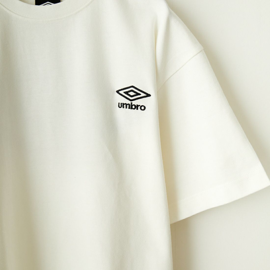 umbro [アンブロ] 別注 ラバーバックプリントTシャツ [UMNK-T0011-JF] WHITE