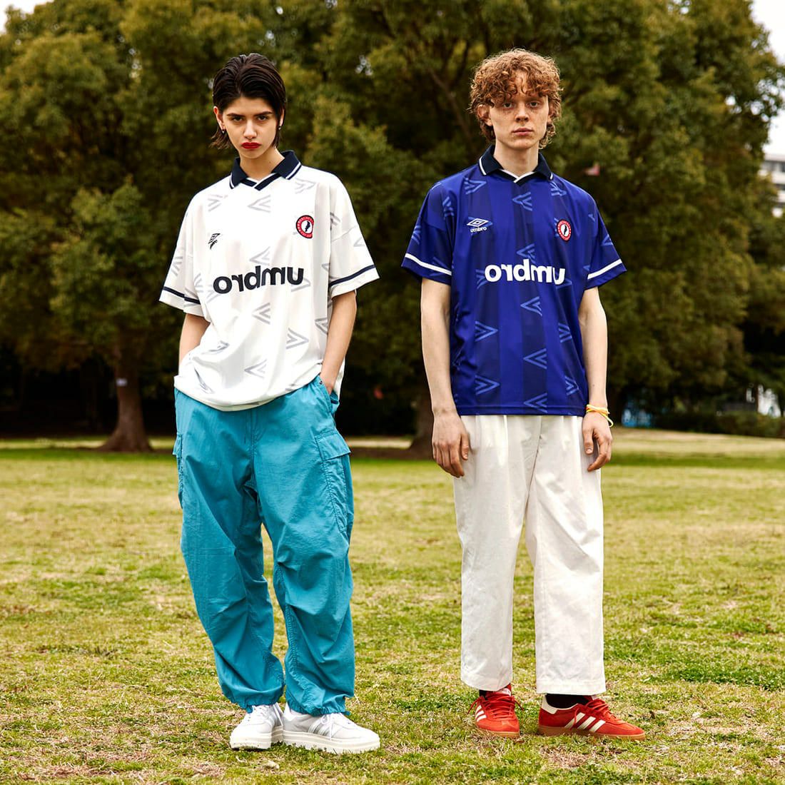 umbro [アンブロ] 別注 総柄プリント ゲームシャツ [UMNK-G0033-JF] NAVY &&モデル身長：183cm 着用サイズ：M&&