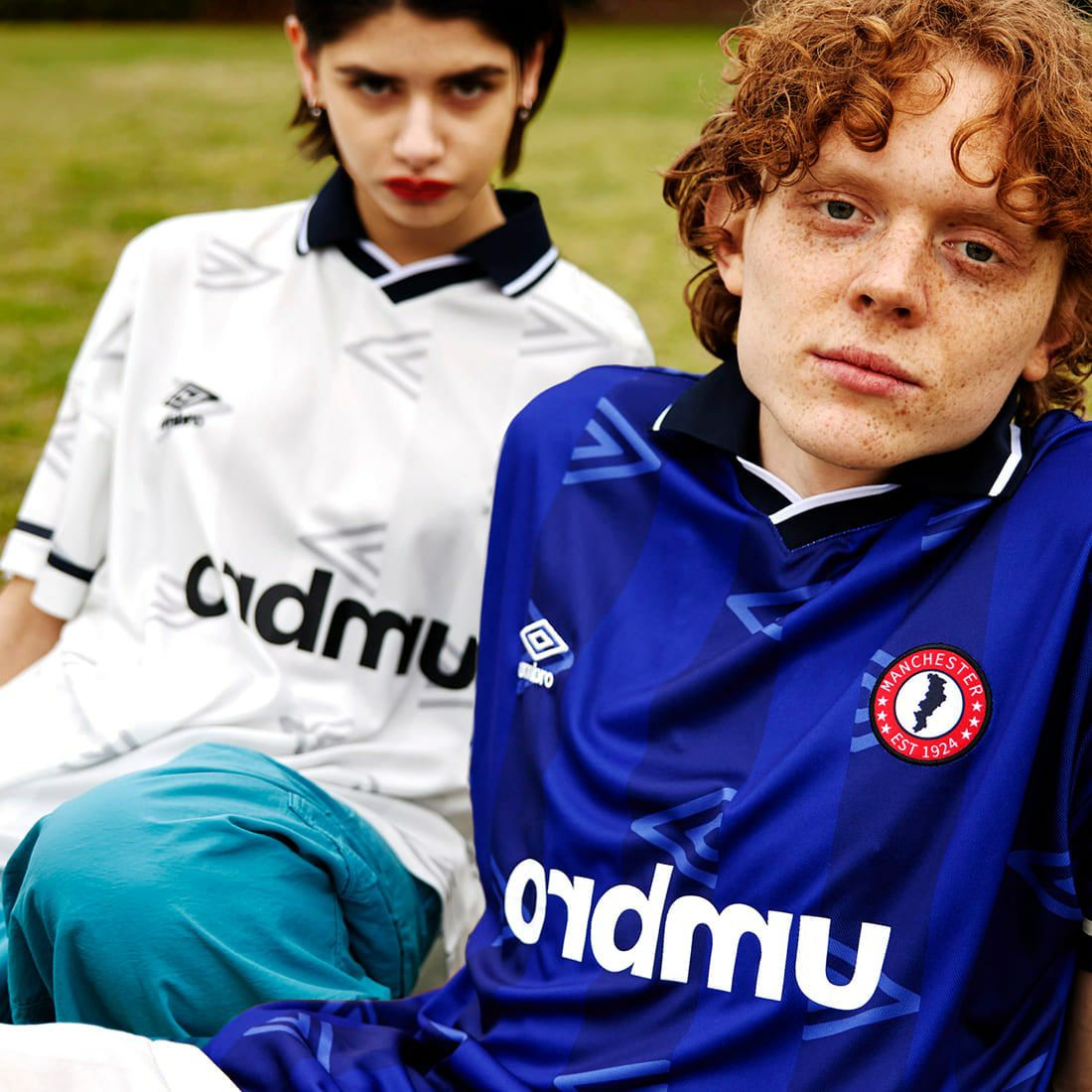 umbro [アンブロ] 別注 総柄プリント ゲームシャツ [UMNK-G0033-JF] NAVY &&モデル身長：183cm 着用サイズ：M&&