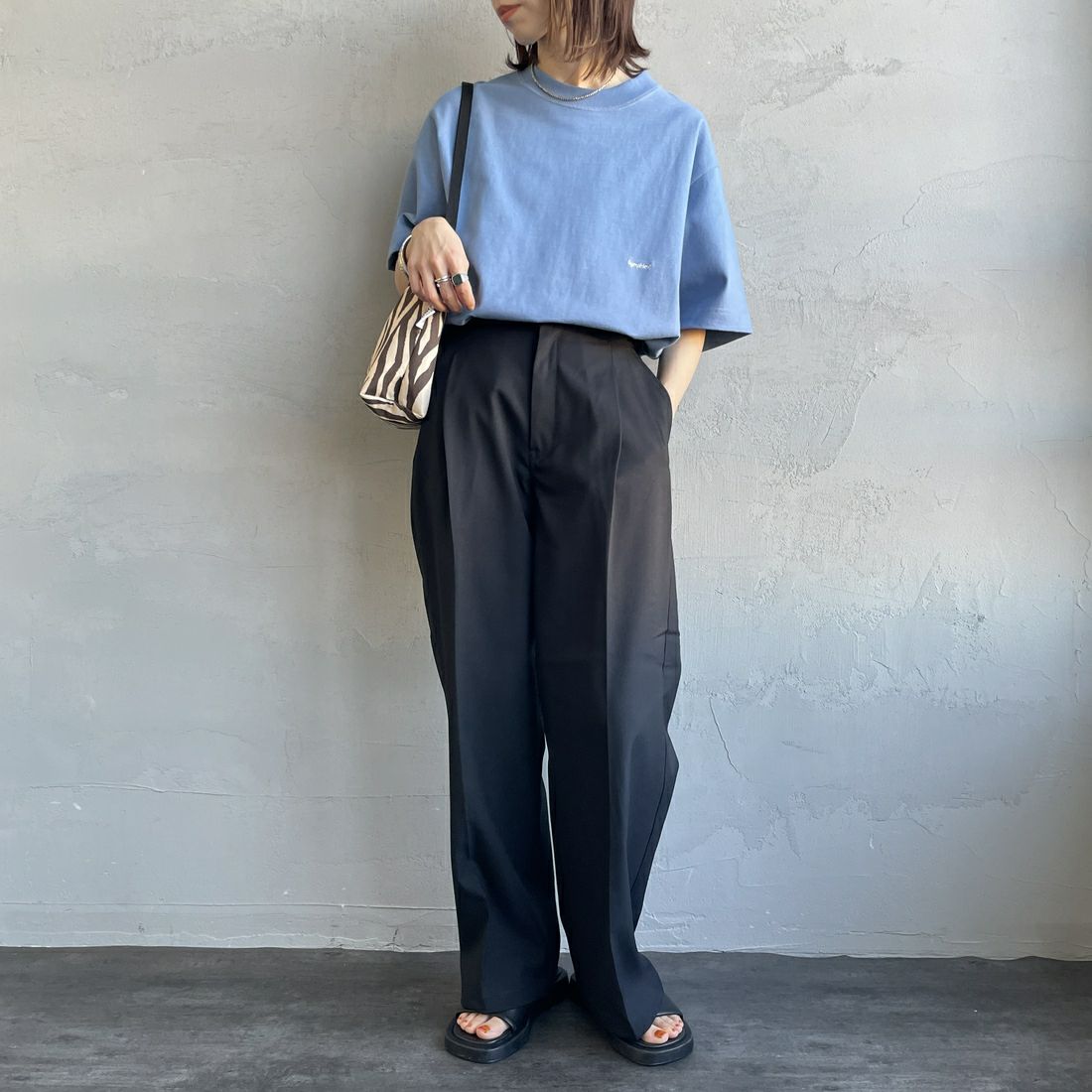 Gymphlex [ジムフレックス] ヘビーウェイトジャージー ショートスリーブTシャツ [J-9271HWJ] LT.BLU GRY &&モデル身長：158cm 着用サイズ：XS&&