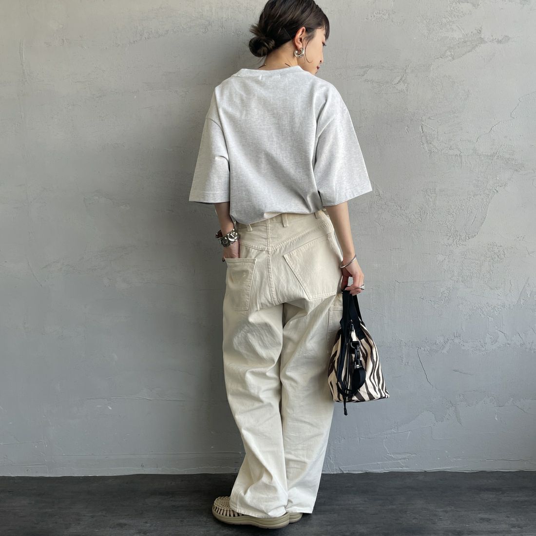 Gymphlex [ジムフレックス] ヘビーウェイトジャージー ショートスリーブTシャツ [J-9271HWJ] H.LT.GREY &&モデル身長：150cm 着用サイズ：XS&&