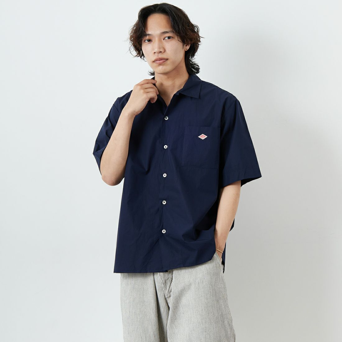 DANTON [ダントン] プレーン ワークシャツ [DT-B0049CPL] NAVY &&モデル身長：179cm 着用サイズ：42&&