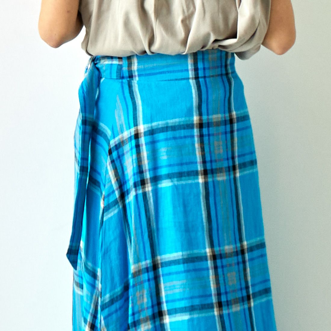 【直売特価】【極美品】オニールオブダブリン タータンタックベルトスカート ネイビーブルー スカート