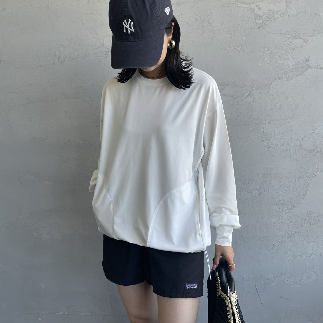 Jeans Factory Clothes [ジーンズファクトリークローズ] 裾ドローコードラッシュガードTシャツ [IN2-CST-4] WHITE &&モデル身長：163cm 着用サイズ：M&&
