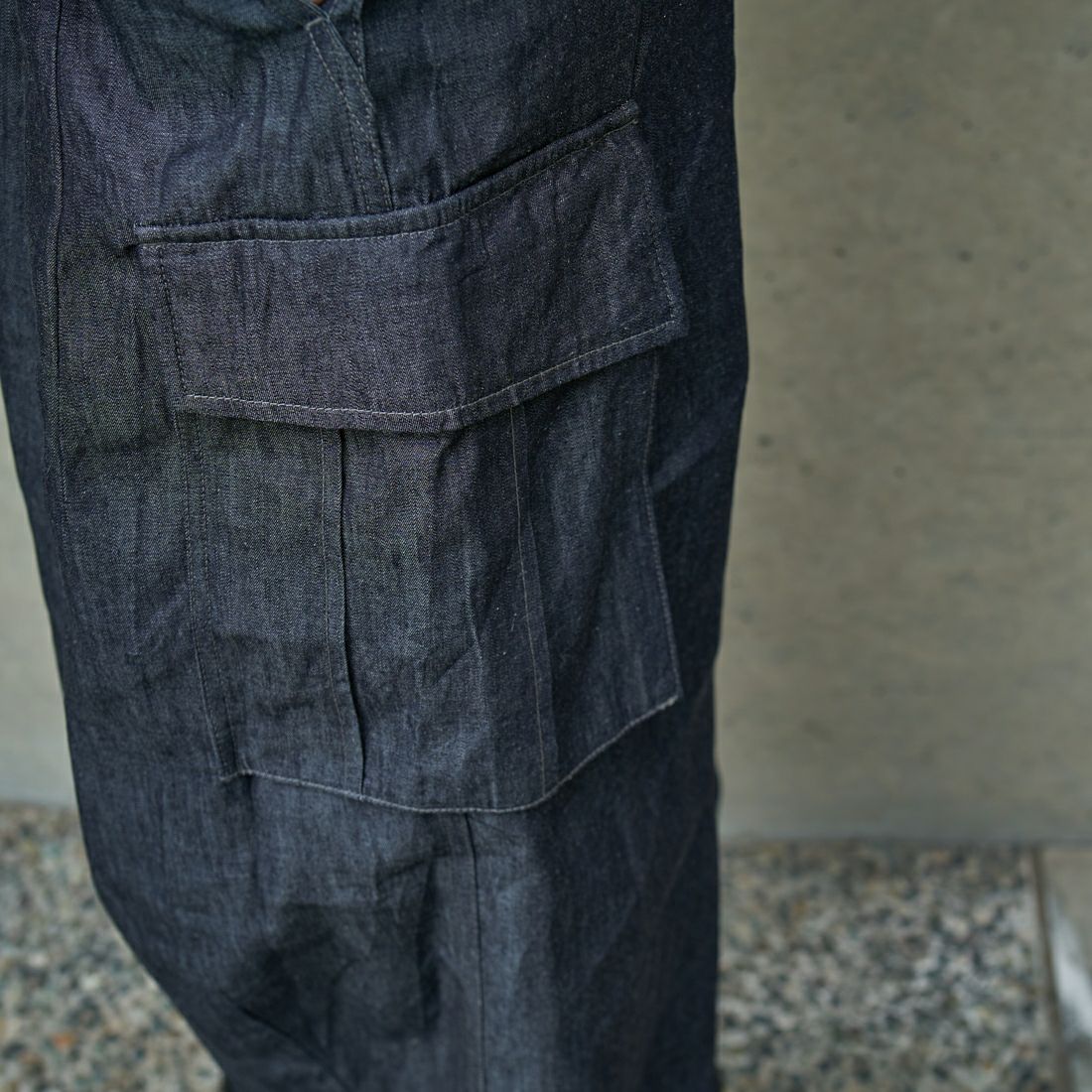 Needles [ニードルズ] 別注 BDUヒザデルデニムパンツ [OT1689-JF] INDIGO&&モデル身長：182cm 着用サイズ：XS&&