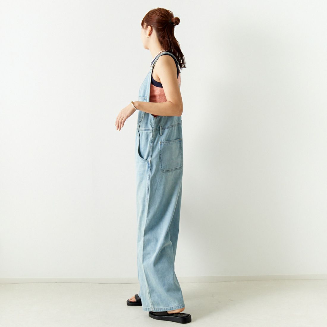 Johnbull [ジョンブル] 11オンスデニムワークサロペット [JL241P37] 017 ﾌｪｰﾄﾞ &&モデル身長：167cm 着用サイズ：M&&