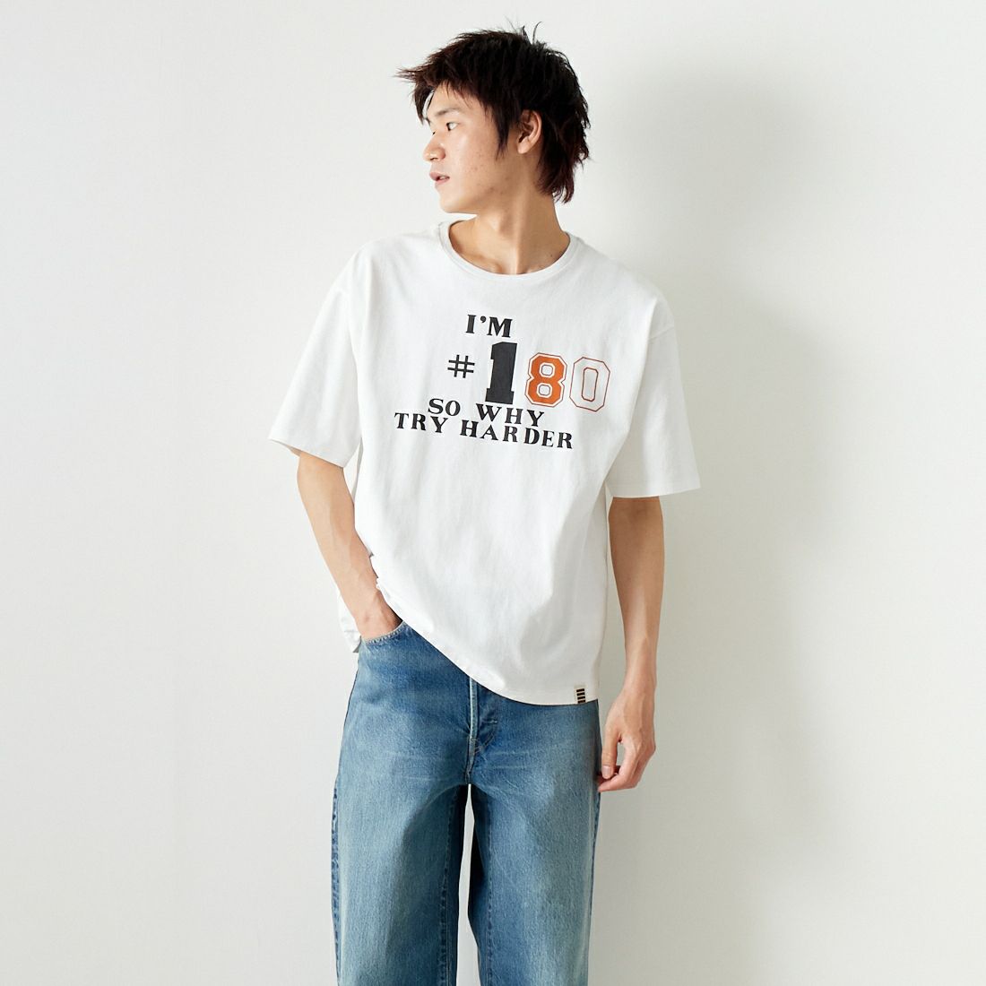 ILL ONE EIGHTY [イル ワンエイティ] FAT BOY Tシャツ [ILL241-24] WHITE &&モデル身長：182cm 着用サイズ：L&&