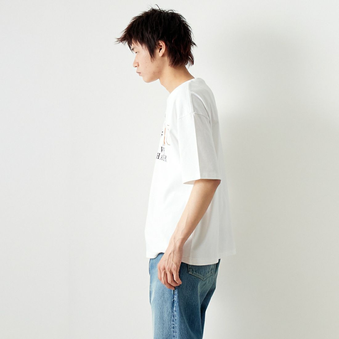 ILL ONE EIGHTY [イル ワンエイティ] FAT BOY Tシャツ [ILL241-24] WHITE &&モデル身長：182cm 着用サイズ：L&&