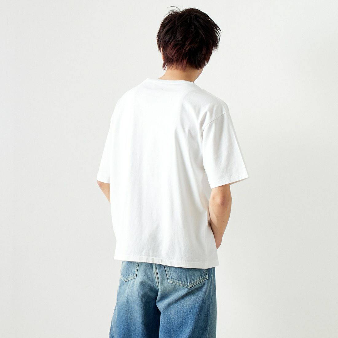 ILL ONE EIGHTY [イル ワンエイティ] FAT BOY Tシャツ [ILL241-24] WHITE &&モデル身長：182cm 着用サイズ：L&&