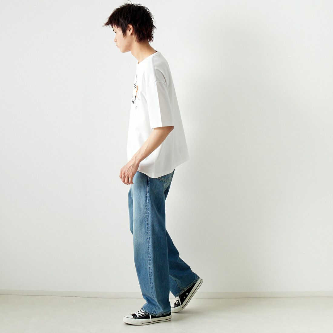 ILL ONE EIGHTY [イル ワンエイティ] FAT BOY Tシャツ [ILL241-24] WHITE &&モデル身長：182cm 着用サイズ：L&&