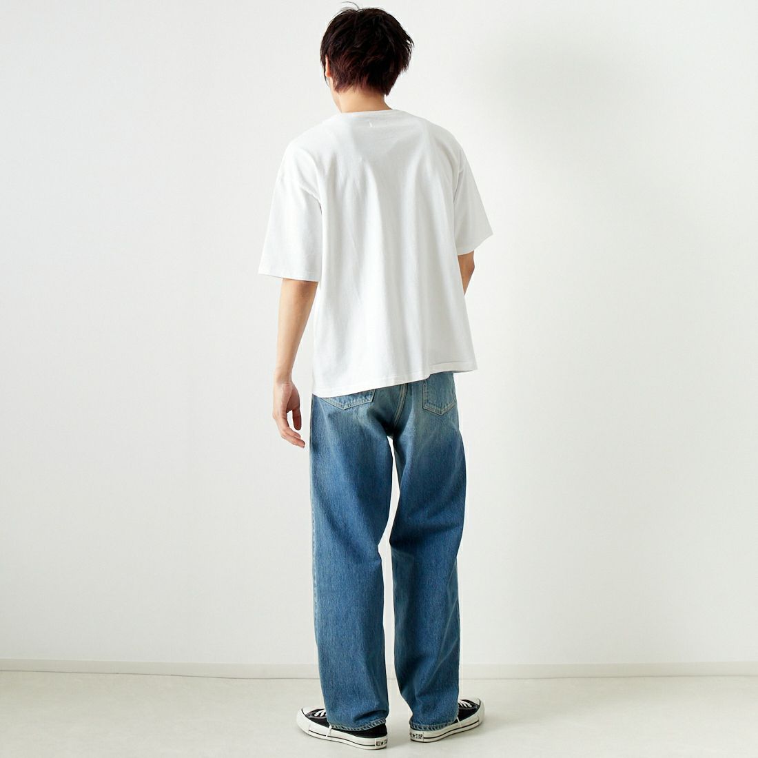 ILL ONE EIGHTY [イル ワンエイティ] FAT BOY Tシャツ [ILL241-24] WHITE &&モデル身長：182cm 着用サイズ：L&&