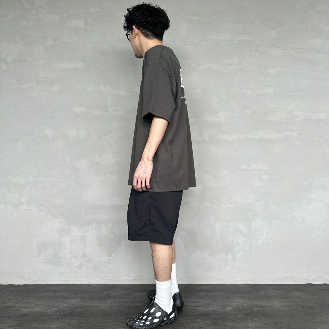 RVCA [ルーカ] HEX BOX Tシャツ [BE041-225] PTK &&モデル身長：168cm 着用サイズ：L&&