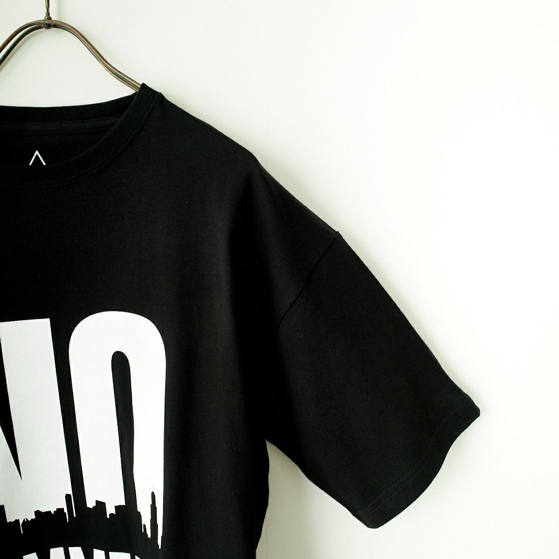 NO COMMENT PARIS [ノーコメントパリ] ショートスリーブ ビッグロゴTシャツ [NC-OT0035] BLACK