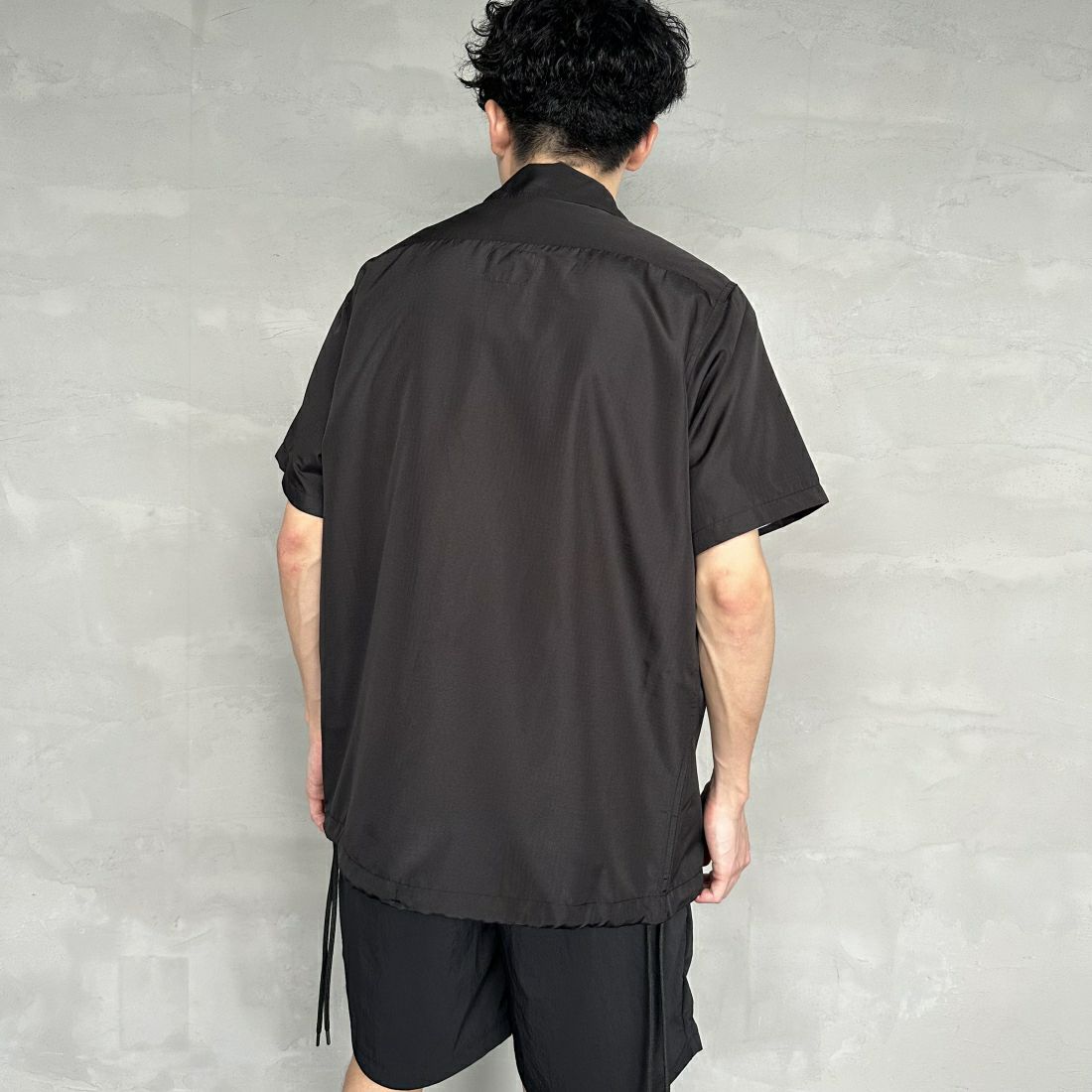 TAION [タイオン] ノンダウン ミリタリーハーフスリーブシャツ [TAION-019SHNDML-1] BLACK &&モデル身長：168cm 着用サイズ：M&&