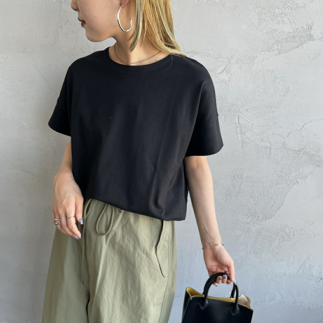 BLACK&&モデル身長：156cm 着用サイズ：1&&