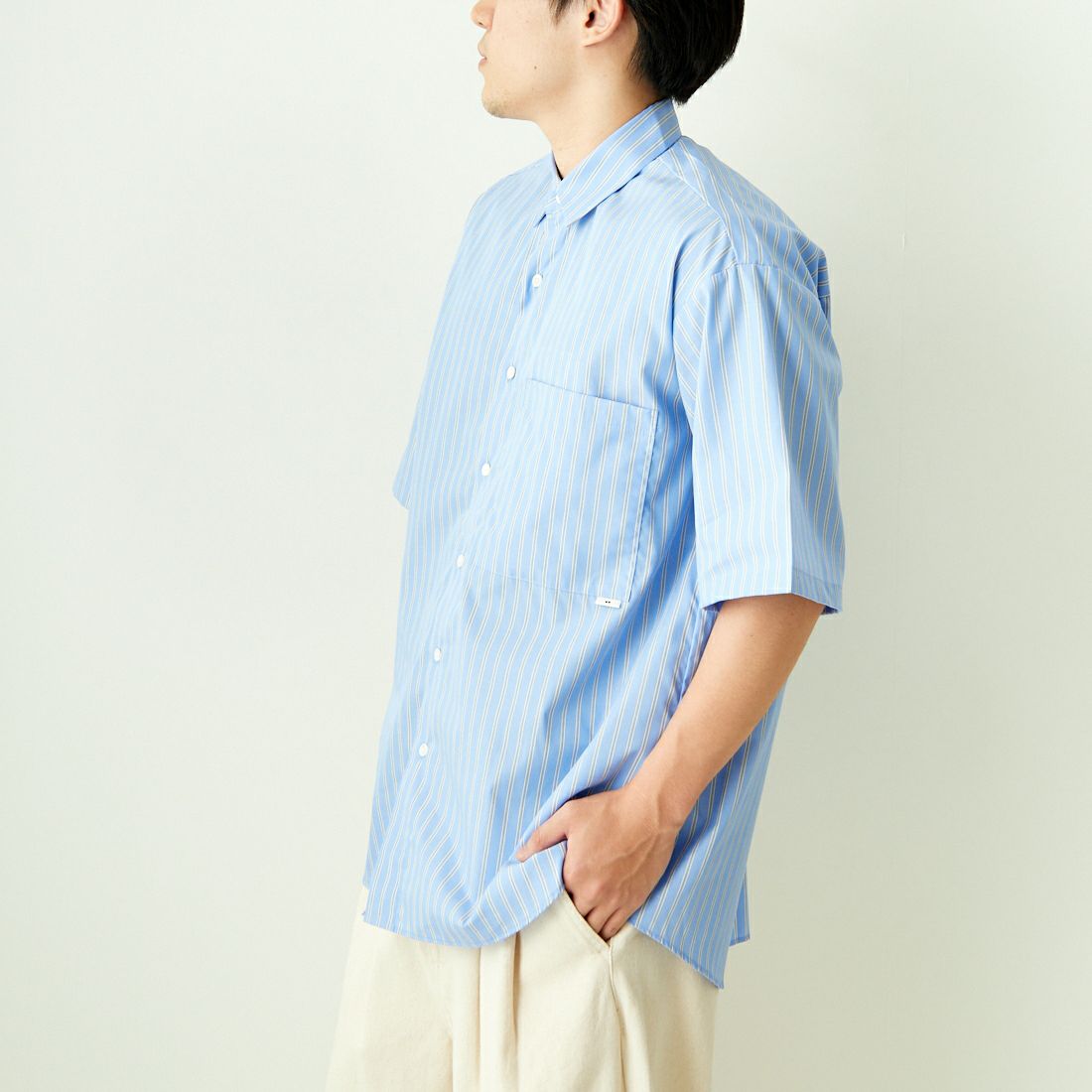 amne [アンヌ] ストライプハーフスリーブシャツ [AMN-SH-046] BLUE &&モデル身長：173cm 着用サイズ：2&&