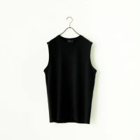 700 BLACK