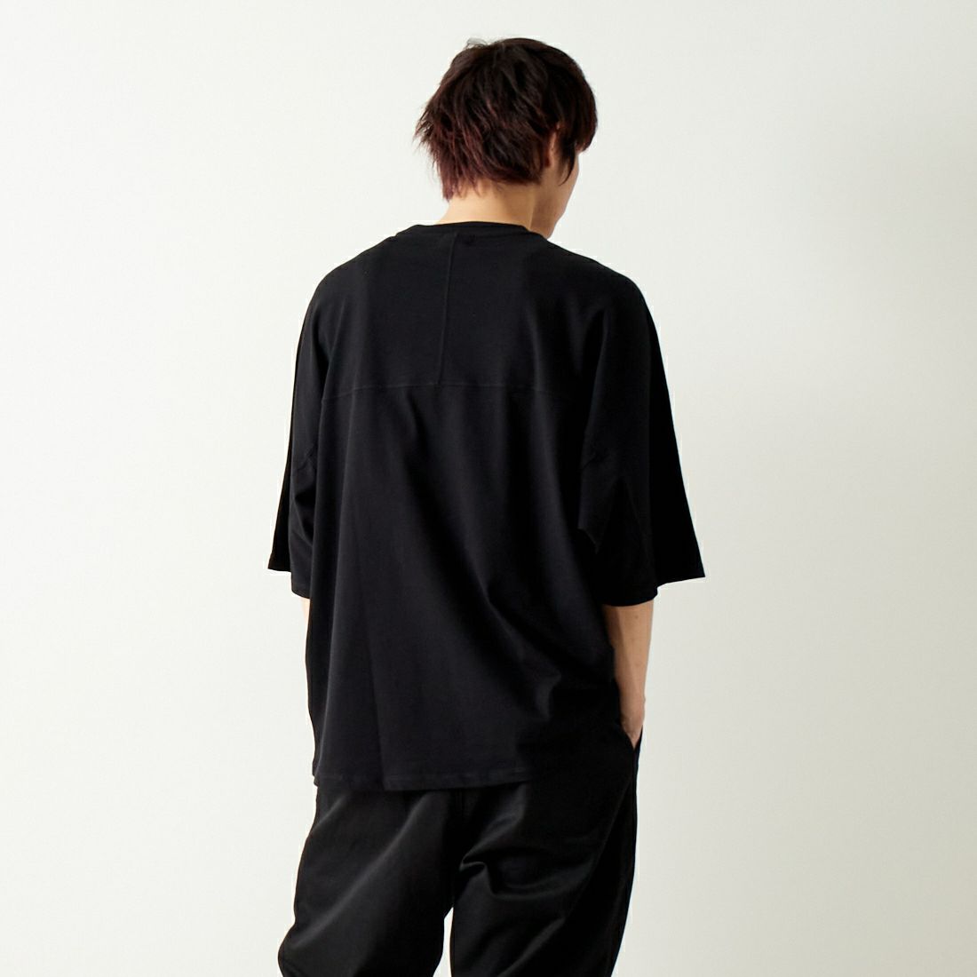 SLICK [スリック] ハイツイストコットン ドルマンスリーブTシャツ [5255859] 700 BLACK &&モデル身長：182cm 着用サイズ：2&&