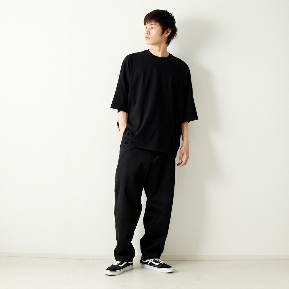 SLICK [スリック] ハイツイストコットン ドルマンスリーブTシャツ [5255859] 700 BLACK &&モデル身長：182cm 着用サイズ：2&&
