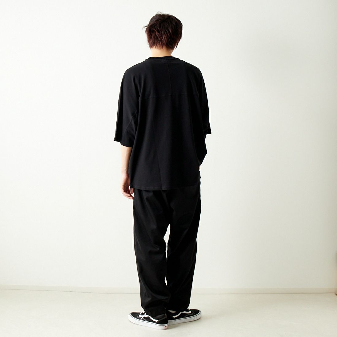 SLICK [スリック] ハイツイストコットン ドルマンスリーブTシャツ [5255859] 700 BLACK &&モデル身長：182cm 着用サイズ：2&&