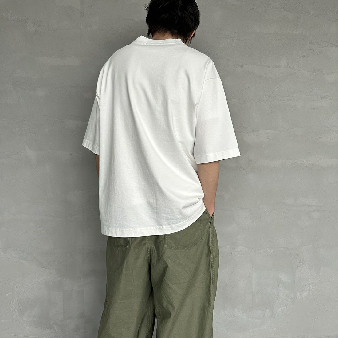 Gymphlex [ジムフレックス] ヘビーウェイトジャージー ショートスリーブTシャツ [J-9271HWJ] OFF WHITE &&モデル身長：173cm 着用サイズ：L&&
