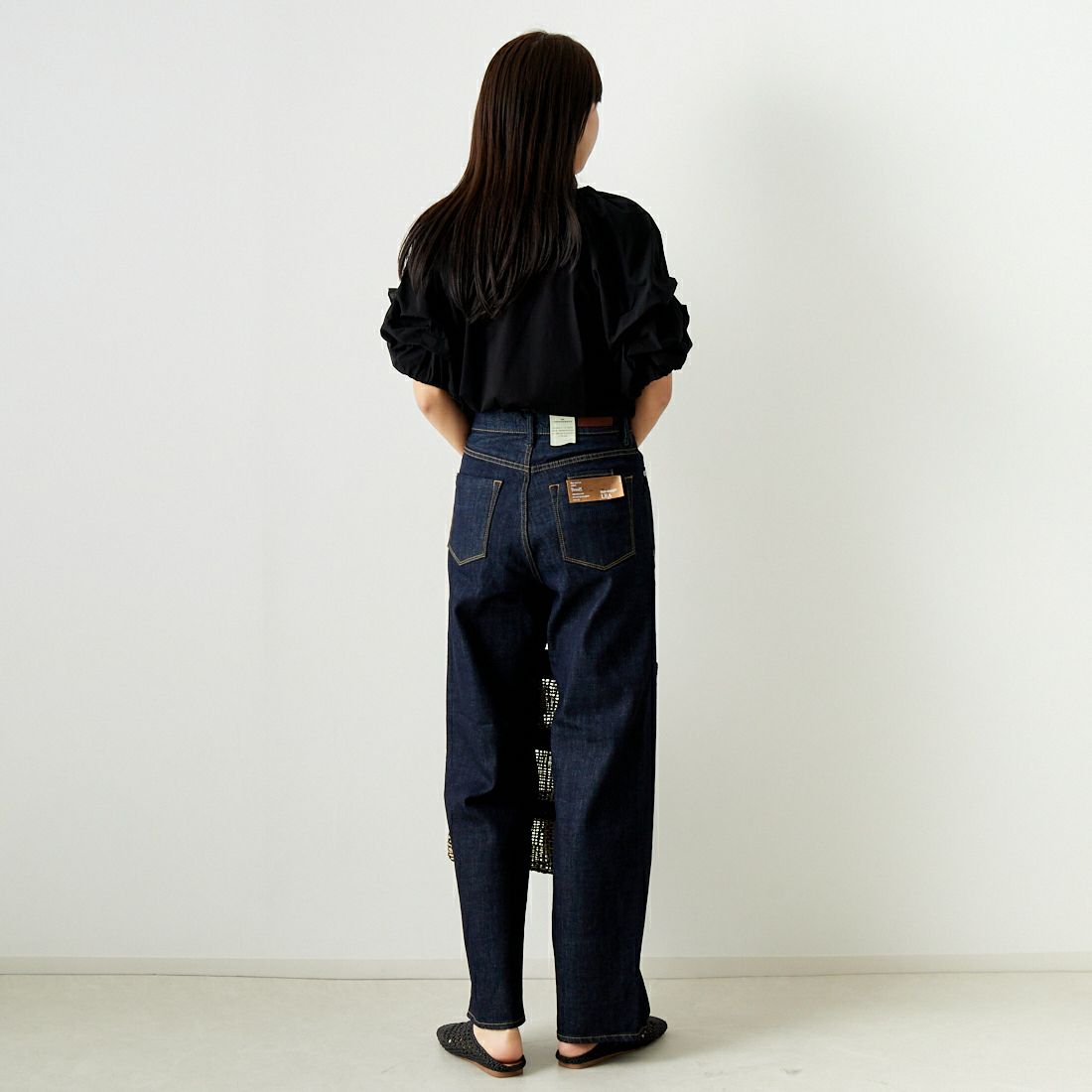 Jeans Factory Clothes [ジーンズファクトリークローズ] ボリュームスリーブ切替Tシャツ [21242056] ﾌﾞﾗｯｸ &&モデル身長：167cm 着用サイズ：F&&