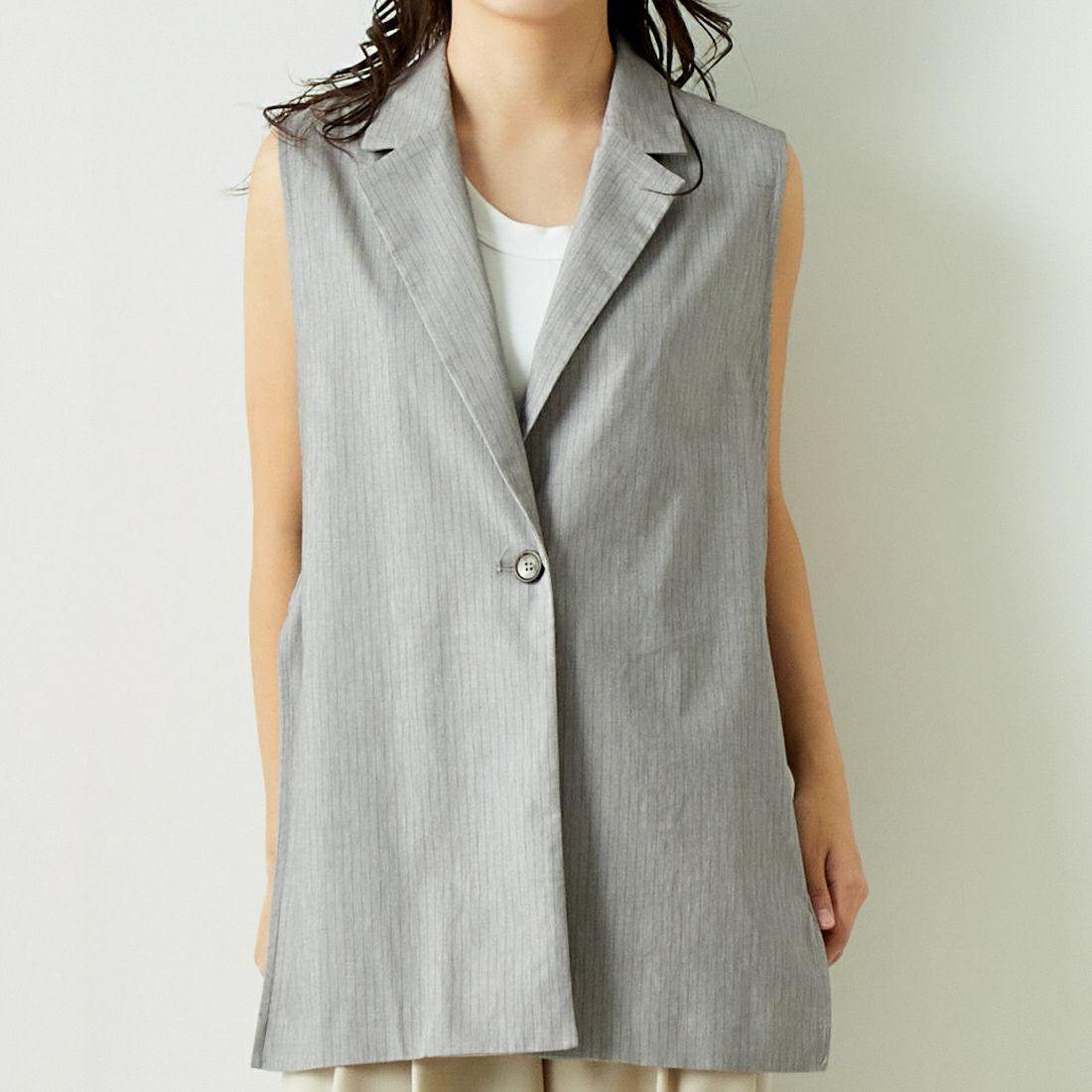 Jeans Factory Clothes [ジーンズファクトリークローズ] バックラッシュ ダブルカラーベスト [21242051] 002 ｸﾞﾚｰｽﾄ &&モデル身長：167cm 着用サイズ：F&&