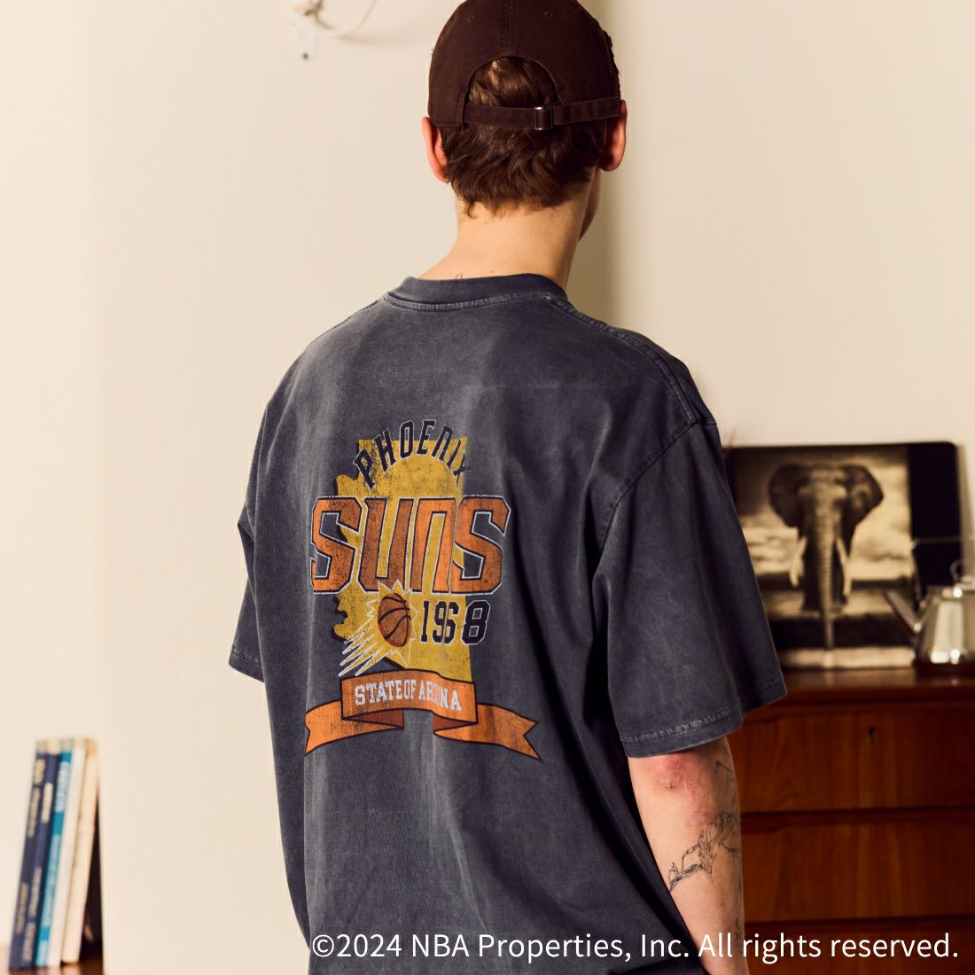 OFF THE COURT BY NBA [オフ ザ コート バイ エヌビーエー] 別注 チームTシャツ [JF-24SS-002-JF] BLK SUNS