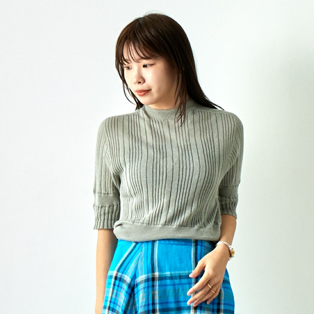 JoICEADDED [ジョイスアディッド] コットンシアー ニットプルオーバー [J241KN05] GREY &&モデル身長：167cm 着用サイズ：F&&