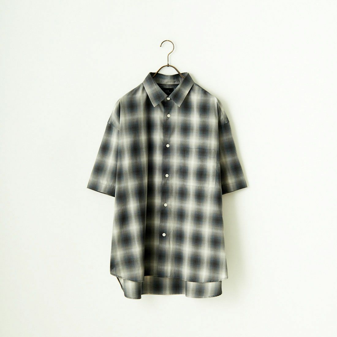 700 BLACK