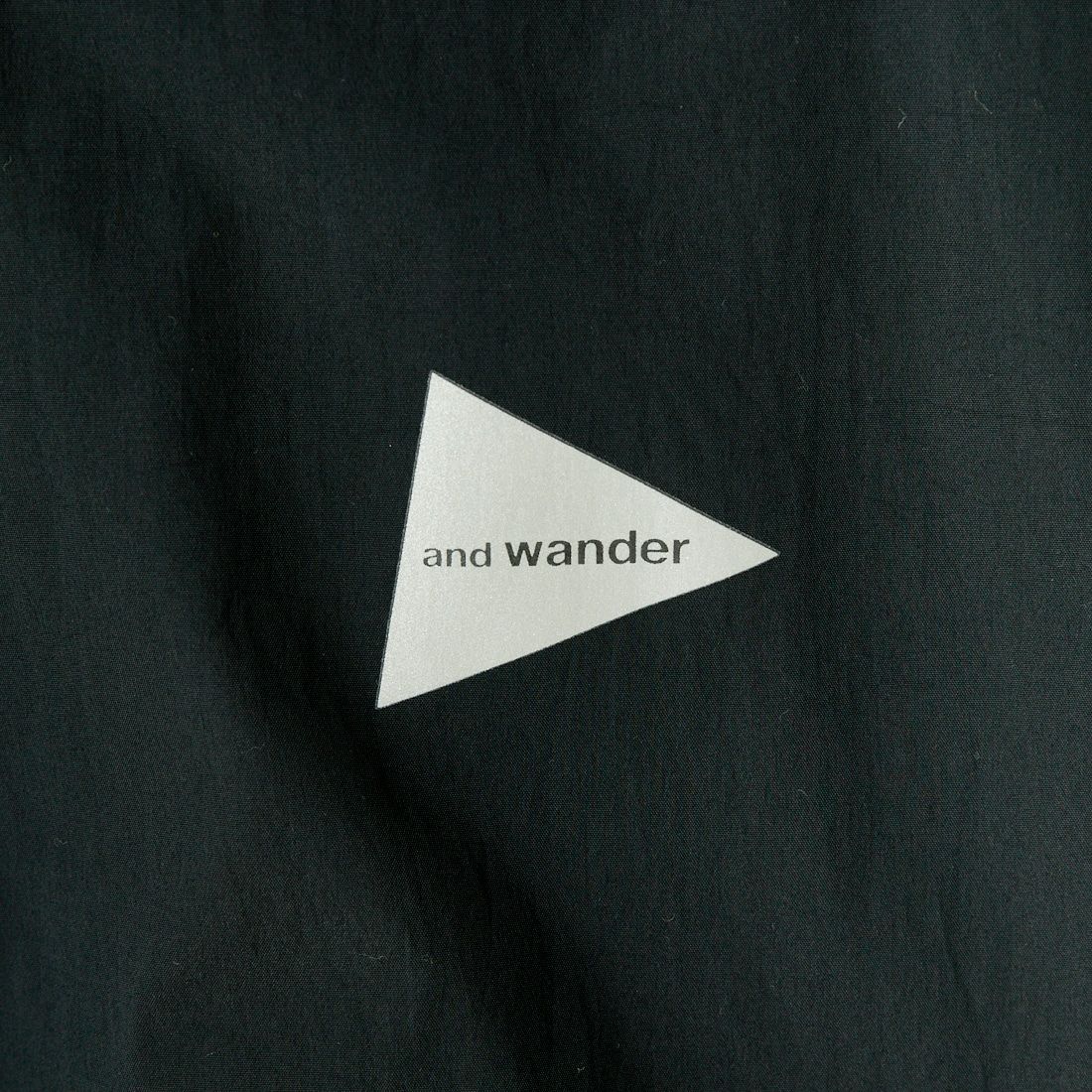 and wander [アンドワンダー] UVカット ストレッチショートスリーブTシャツ [5744183158] BLACK