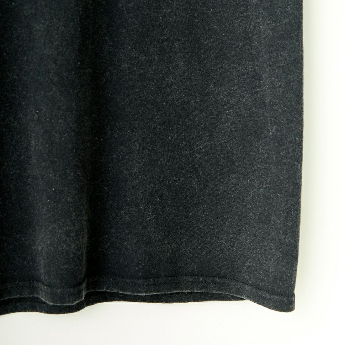THRASHER [スラッシャー] MAG パウダーフロストTシャツ [TH91107APF] BLK/BLK