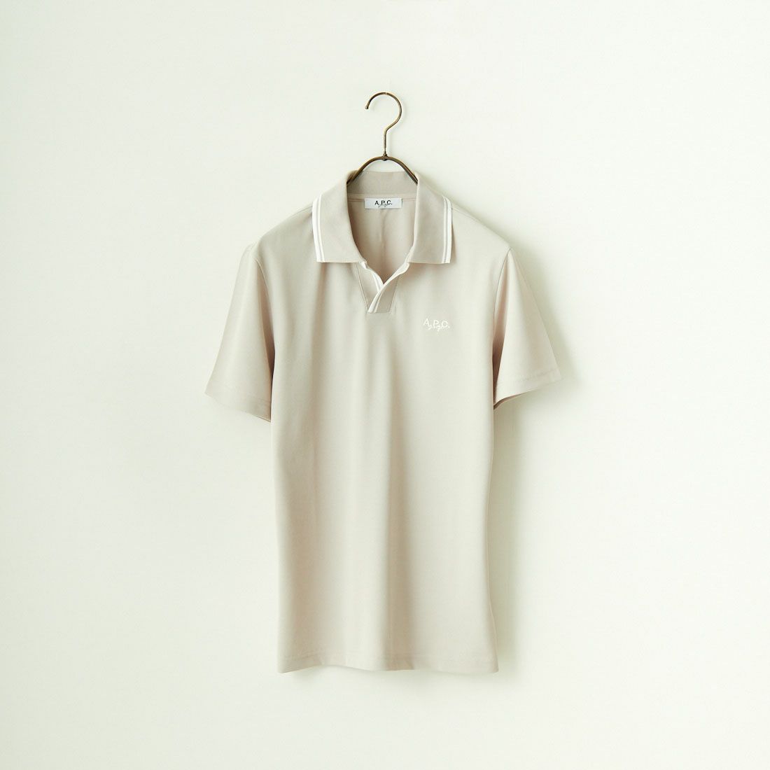 L.BEIGE