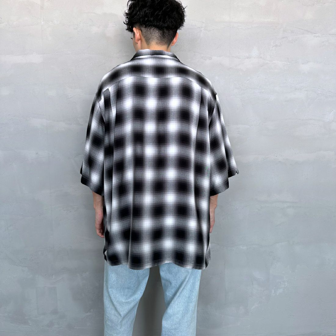 DAN RIVER [ダンリバー] 別注 レーヨンオープンカラーチェックシャツ [DR24S002-JF] BLACK &&モデル身長：168cm 着用サイズ：L&&
