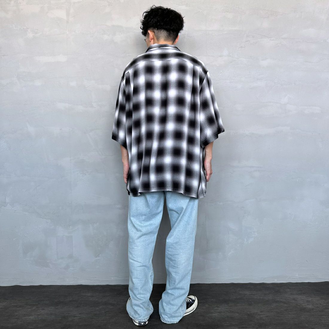 DAN RIVER [ダンリバー] 別注 レーヨンオープンカラーチェックシャツ [DR24S002-JF] BLACK &&モデル身長：168cm 着用サイズ：L&&