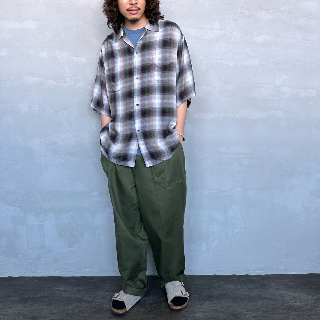 DAN RIVER [ダンリバー] 別注 レーヨンオープンカラーチェックシャツ [DR24S002-JF] BLK/BRN &&モデル身長：173cm 着用サイズ：M&&