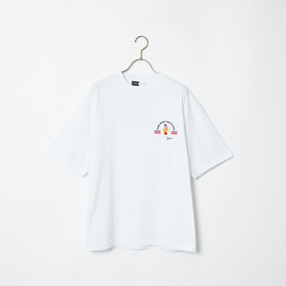 D WHITE