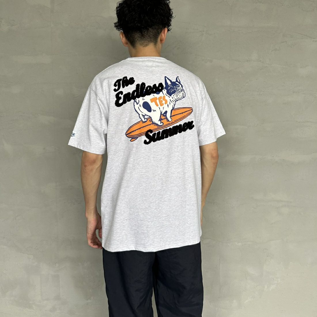 03 GRAY&&モデル身長：168cm 着用サイズ：L&&