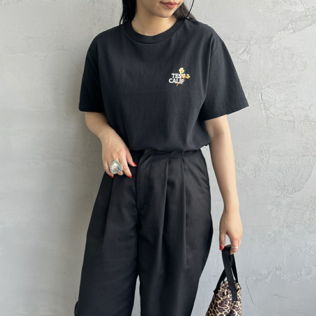 01 BLACK&&モデル身長：156cm 着用サイズ：S&&