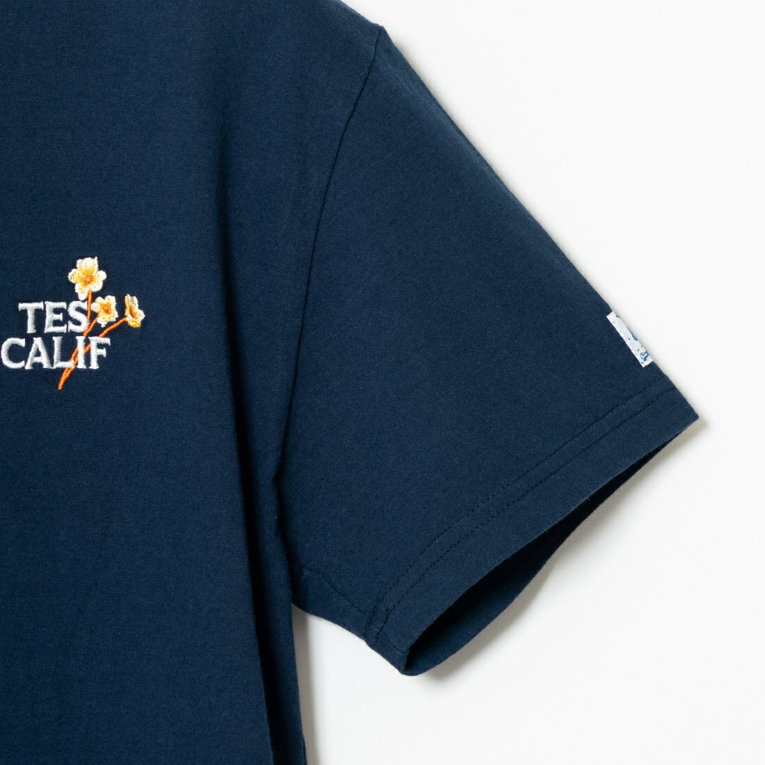 The Endless Summer [エンドレスサマー] 別注 花柄ワンポイント刺繍ロゴ ショートスリーブTシャツ [FH-24574503-JF] 60 NAVY